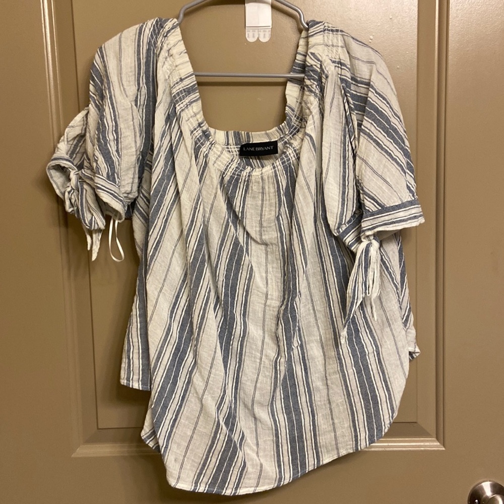 Flowy striped blouse